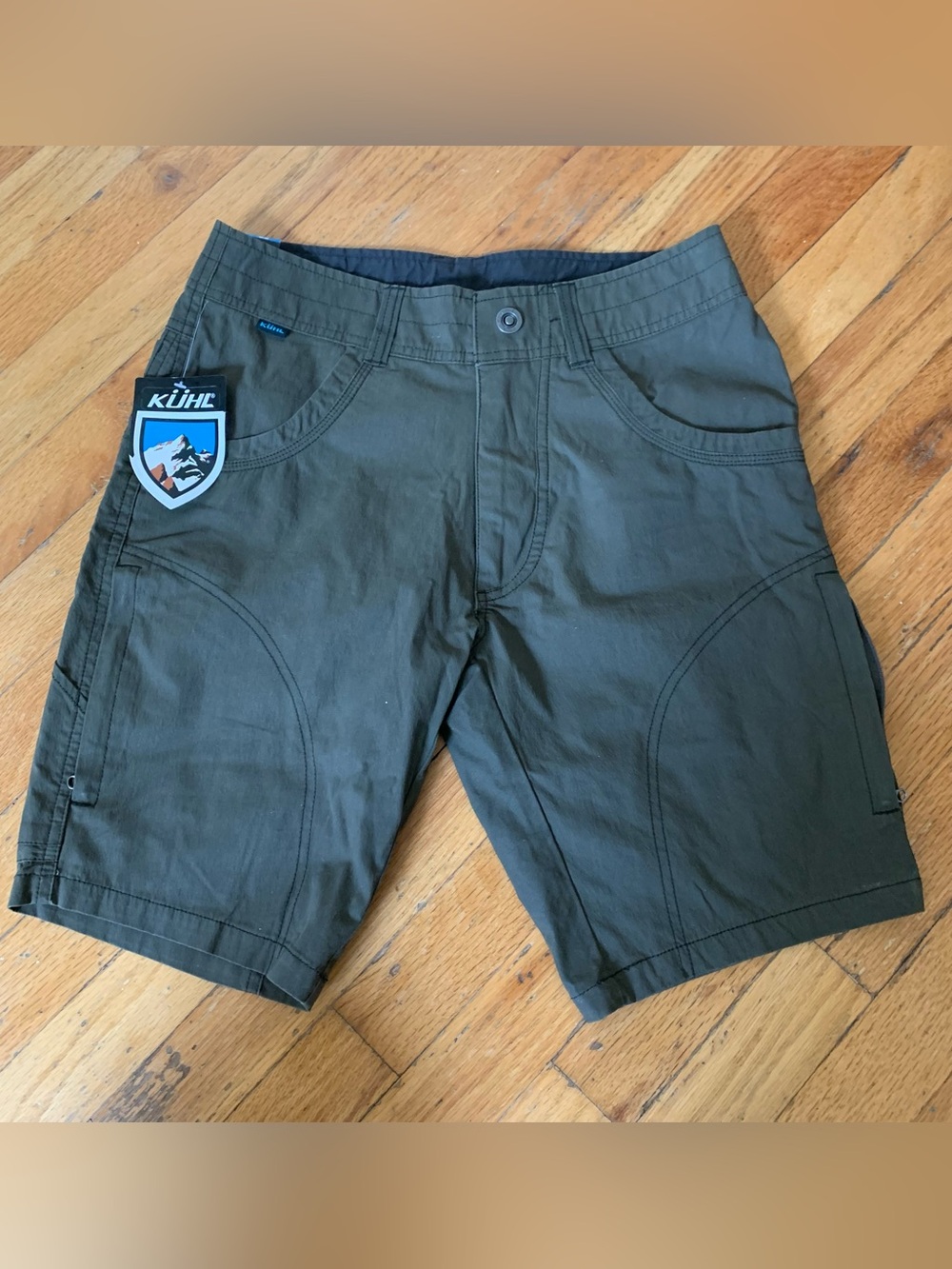 Brand new KÜHL 10” inseam ramblr cargo hiking Shorts size 28